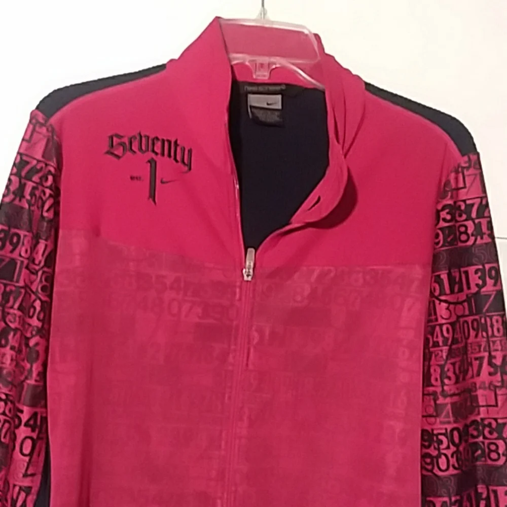 Nike Sphere Jacket